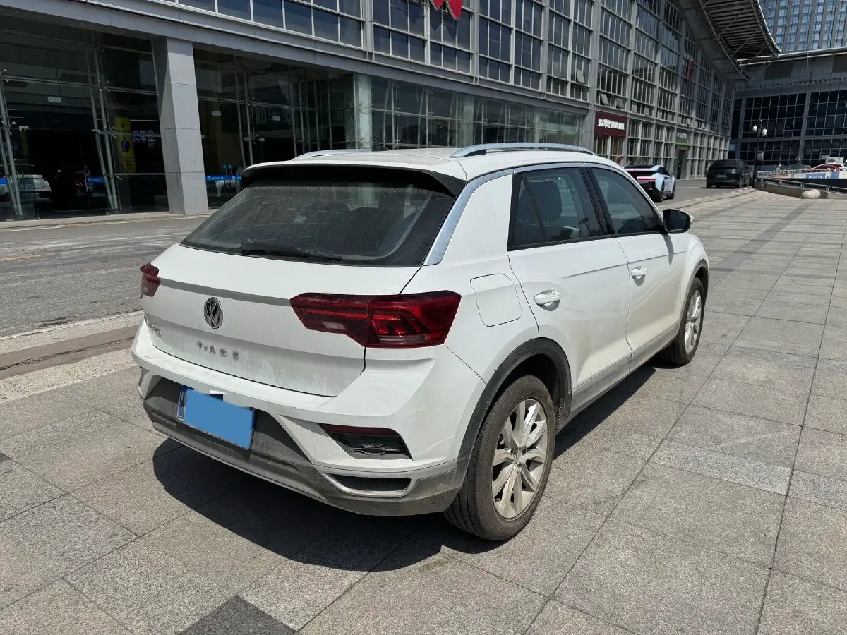 2019 Volkswagen T-Roc 1.4T 131HP L4 7DCT,autocango,china used car exporter,china ev exporter,chinese used car exporter,chinese used ev exporter
