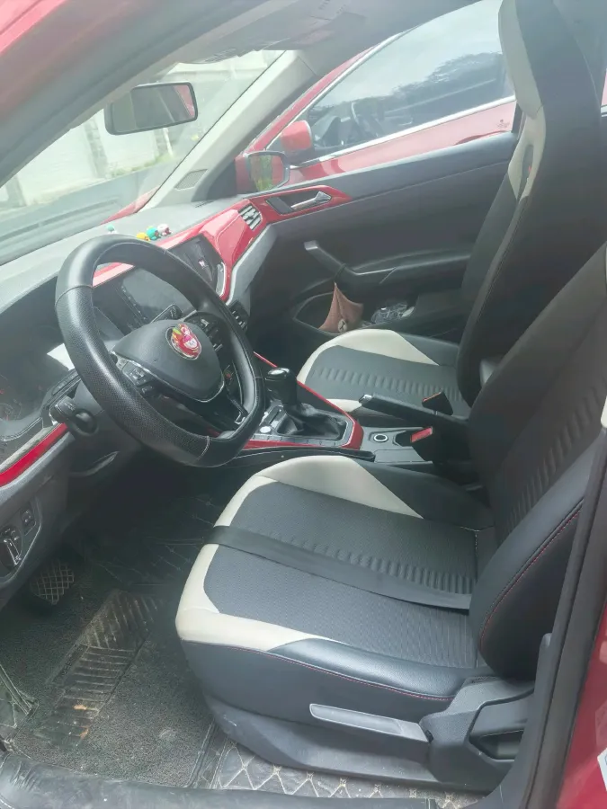 2021 Haval H6 1.5T 169HP L4 7DCT,autocango,china used car exporter,china ev exporter,chinese used car exporter,chinese used ev exporter