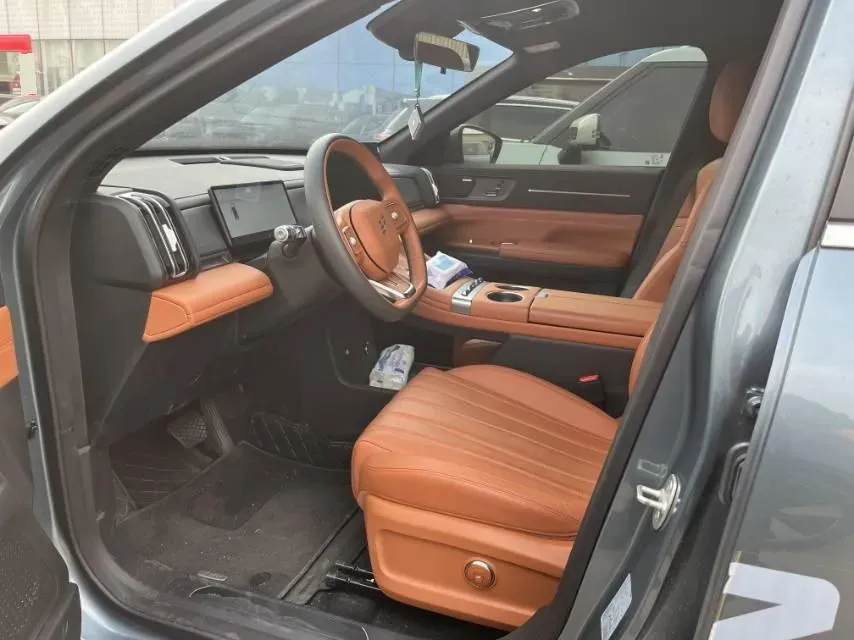 2025 Jetour X70 Plus 1.5T 156HP L4 CVT,autocango,china used car exporter,china ev exporter,chinese used car exporter,chinese used ev exporter