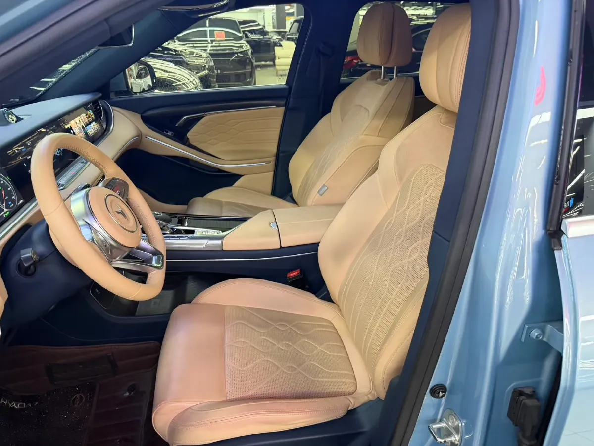 2021 Voyah FREE Range Extended 109HP REEV 33KWH,autocango,china used car exporter,china ev exporter,chinese used car exporter,chinese used ev exporter