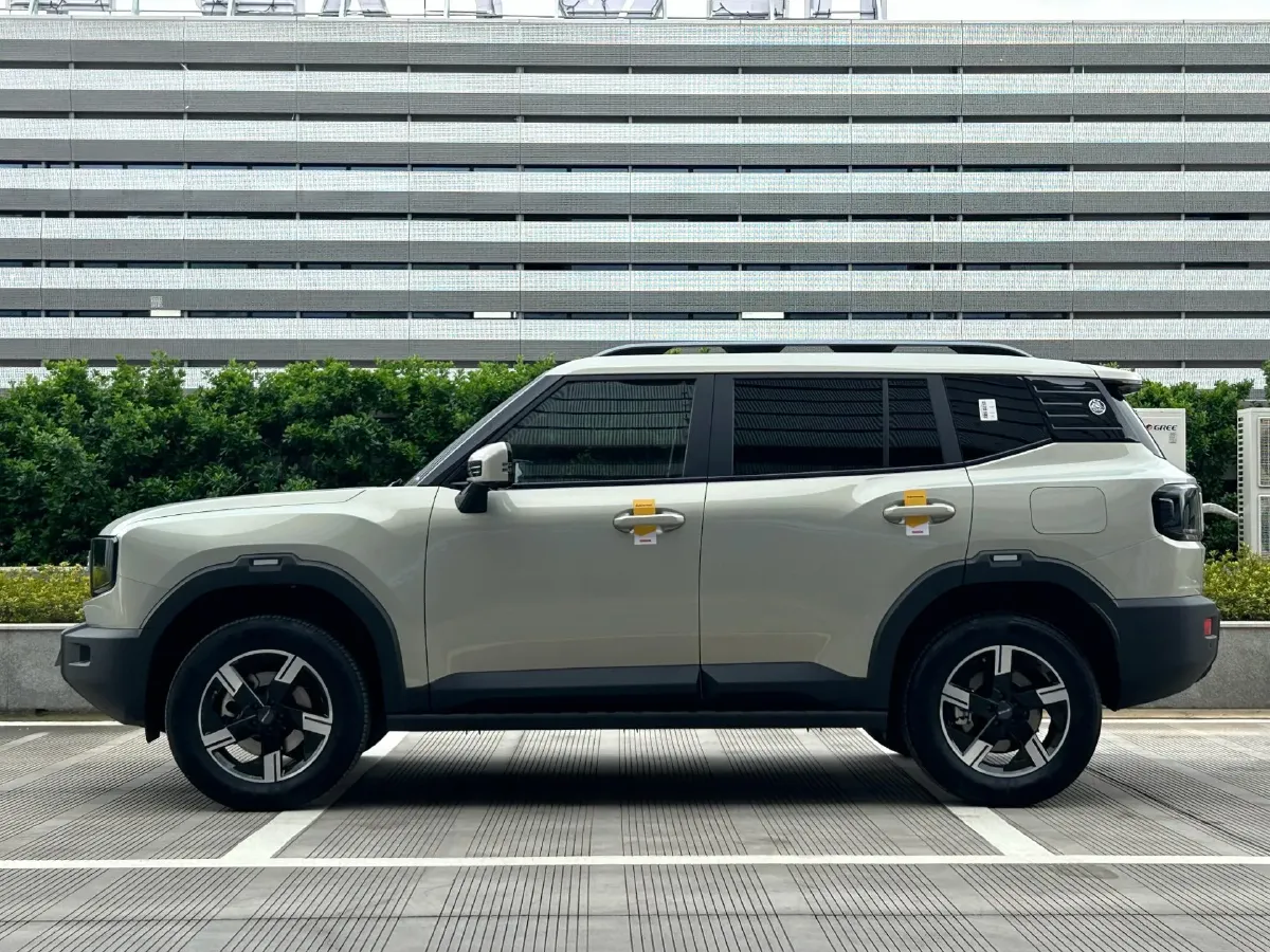 2025 Jetour Traveller 1.5T 184HP L4 7DCT,autocango,china used car exporter,china ev exporter,chinese used car exporter,chinese used ev exporter