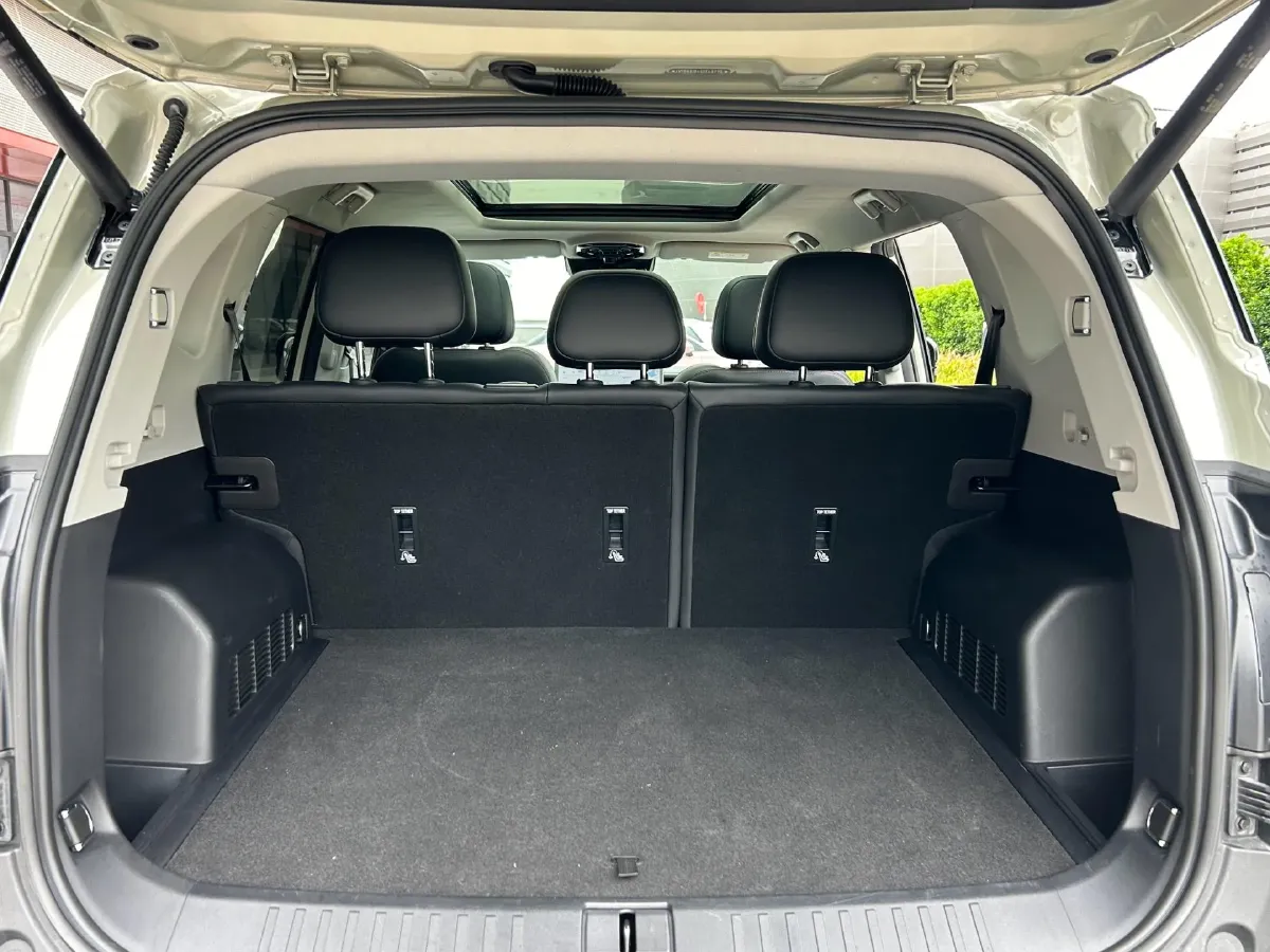 2025 Jetour Traveller 1.5T 184HP L4 7DCT,autocango,china used car exporter,china ev exporter,chinese used car exporter,chinese used ev exporter