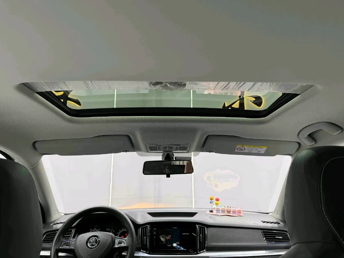 2022 Skoda Kamiq 1.5L 112HP L4 6AT,autocango,china used car exporter,china ev exporter,chinese used car exporter,chinese used ev exporter