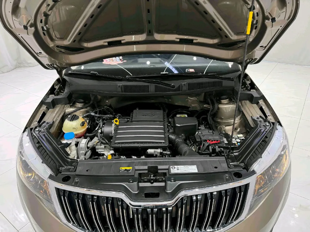 2022 Skoda Kamiq 1.5L 112HP L4 6AT,autocango,china used car exporter,china ev exporter,chinese used car exporter,chinese used ev exporter