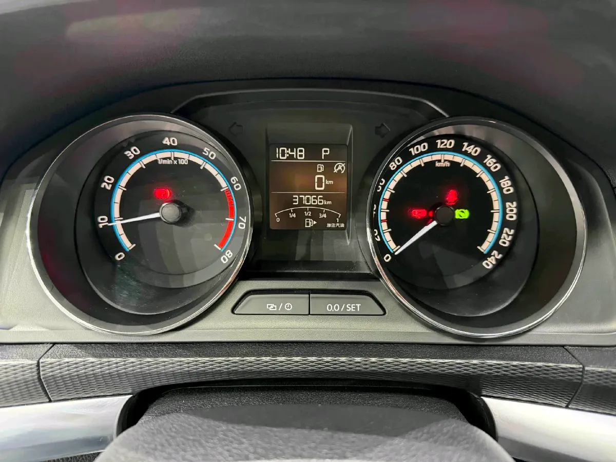 2022 Skoda Kamiq 1.5L 112HP L4 6AT,autocango,china used car exporter,china ev exporter,chinese used car exporter,chinese used ev exporter