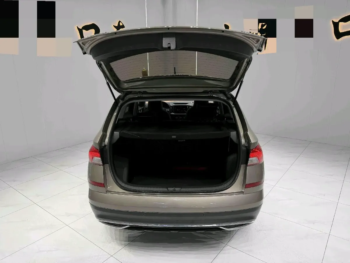 2022 Skoda Kamiq 1.5L 112HP L4 6AT,autocango,china used car exporter,china ev exporter,chinese used car exporter,chinese used ev exporter