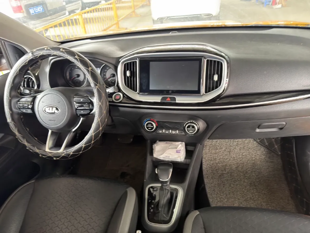 2019 Kia KX1 1.4L 100HP L4 6AT,autocango,china used car exporter,china ev exporter,chinese used car exporter,chinese used ev exporter