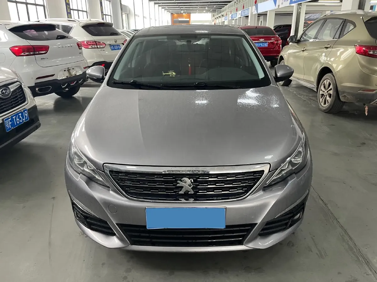 2016 Peugeot 308 1.6L 117HP L4 6AT,autocango,china used car exporter,china ev exporter,chinese used car exporter,chinese used ev exporter