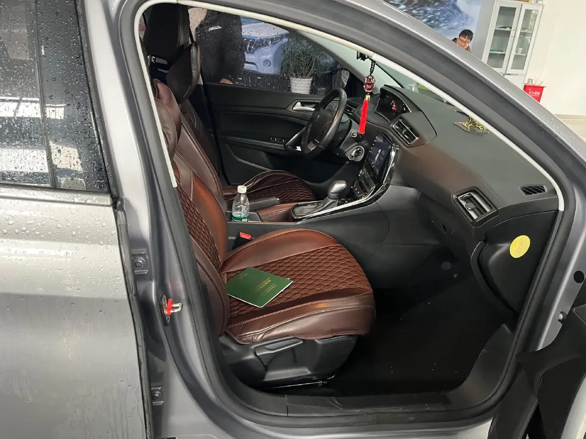 2016 Peugeot 308 1.6L 117HP L4 6AT,autocango,china used car exporter,china ev exporter,chinese used car exporter,chinese used ev exporter