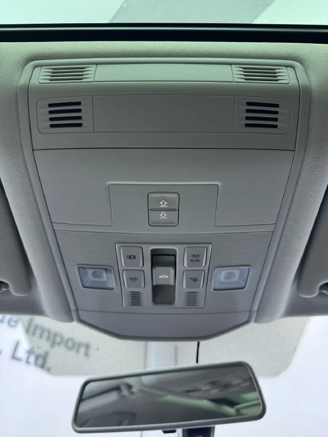 2022 Volkswagen T-Roc 1.4T 150HP L4 7DCT,autocango,china used car exporter,china ev exporter,chinese used car exporter,chinese used ev exporter