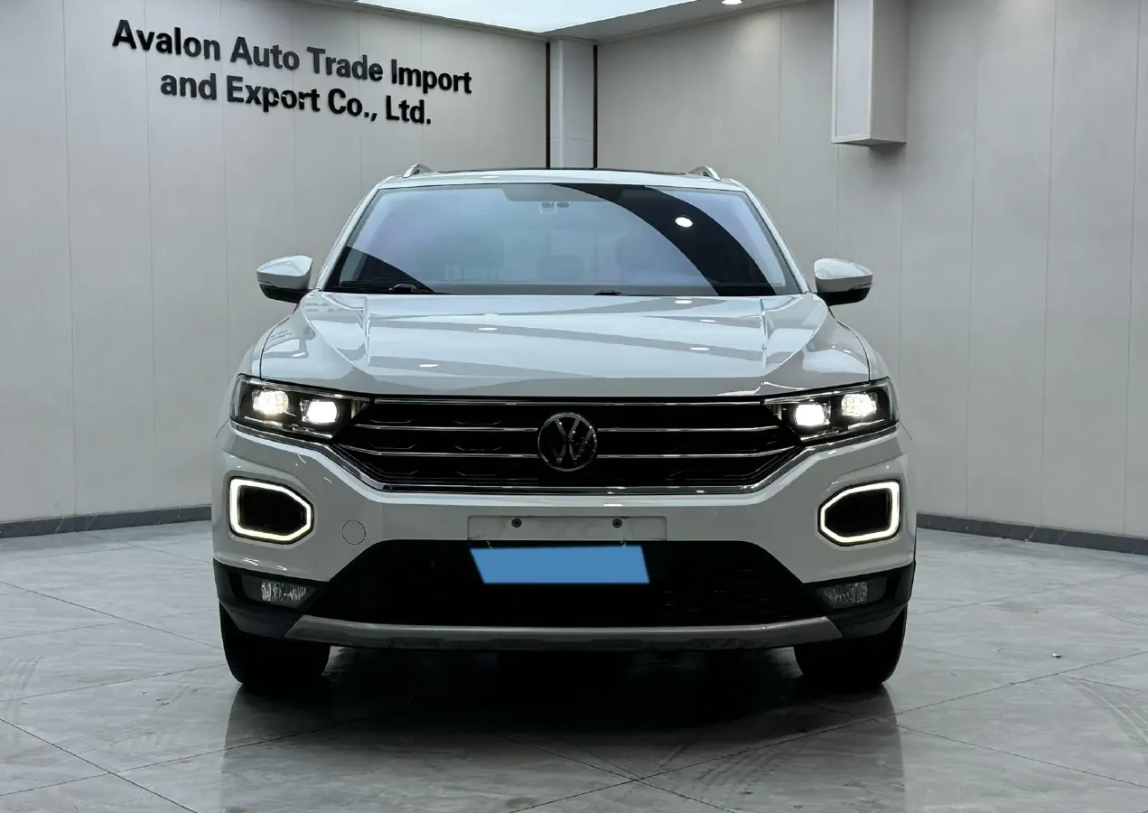 2022 Volkswagen T-Roc 1.4T 150HP L4 7DCT,autocango,china used car exporter,china ev exporter,chinese used car exporter,chinese used ev exporter