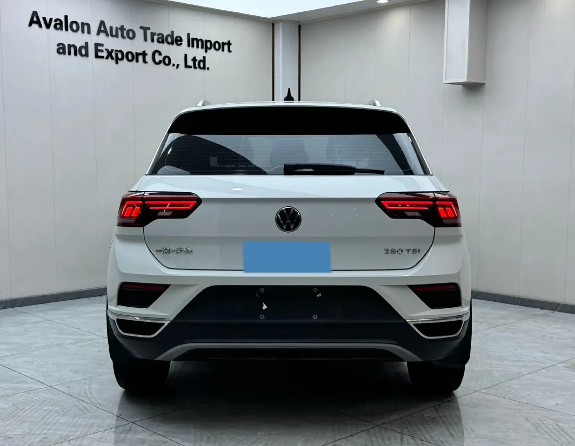 2022 Volkswagen T-Roc 1.4T 150HP L4 7DCT,autocango,china used car exporter,china ev exporter,chinese used car exporter,chinese used ev exporter