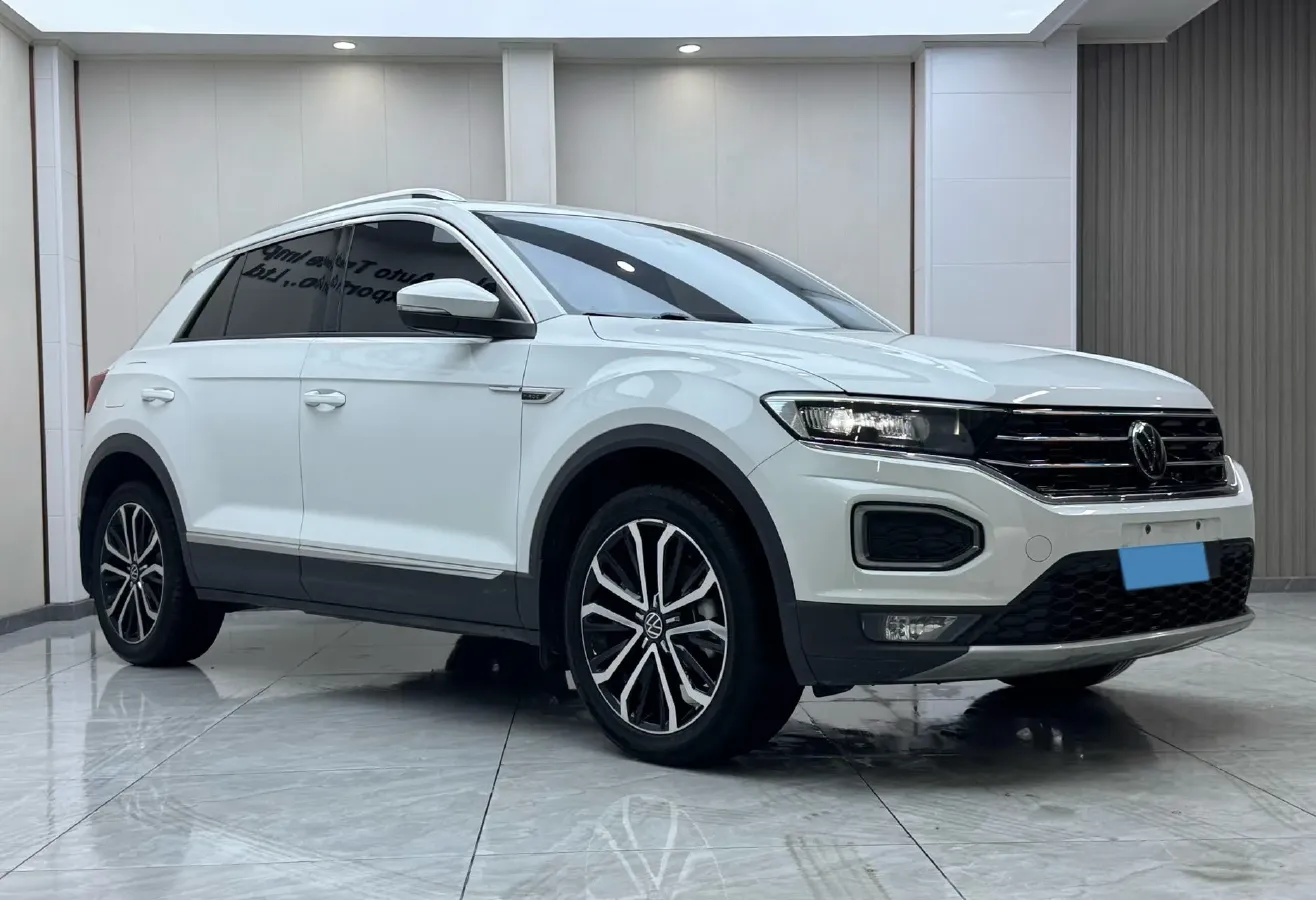 2022 Volkswagen T-Roc 1.4T 150HP L4 7DCT,autocango,china used car exporter,china ev exporter,chinese used car exporter,chinese used ev exporter