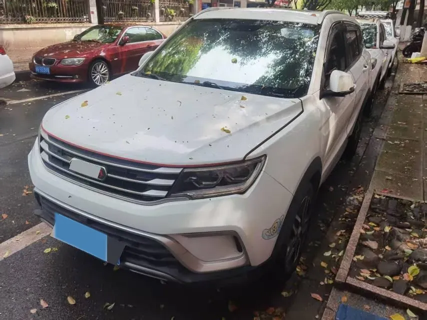 2019 Yema BoJun 1.5T 156HP L4 CVT,autocango,china used car exporter,china ev exporter,chinese used car exporter,chinese used ev exporter
