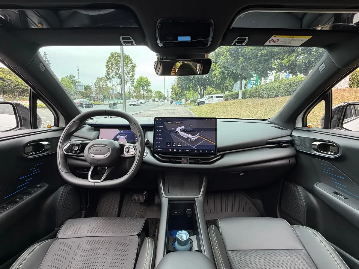 2023 LYNK&CO 06 EM-P 1.5L 120HP L4 3DHT PHEV 19.09KWH,autocango,china used car exporter,china ev exporter,chinese used car exporter,chinese used ev exporter