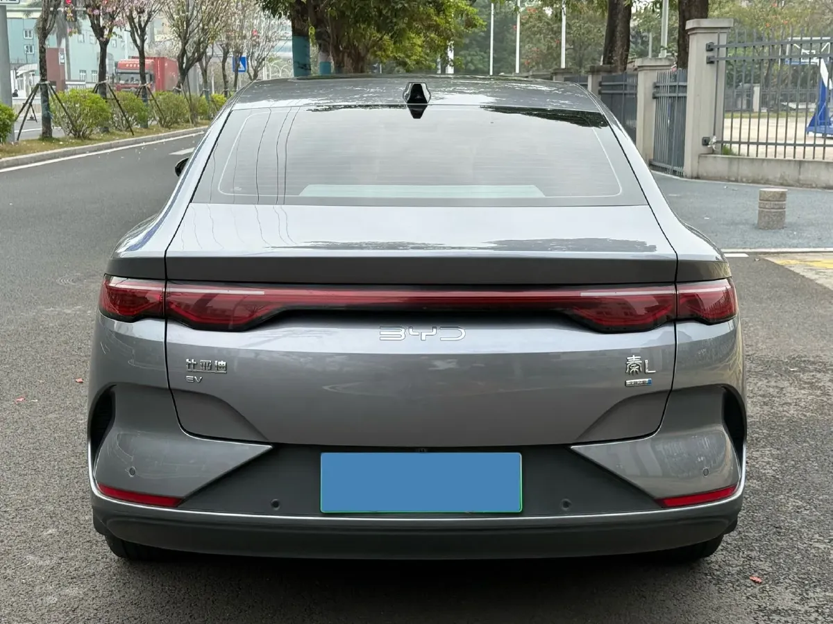 2025 BYD QinL BEV,autocango,china used car exporter,china ev exporter,chinese used car exporter,chinese used ev exporter