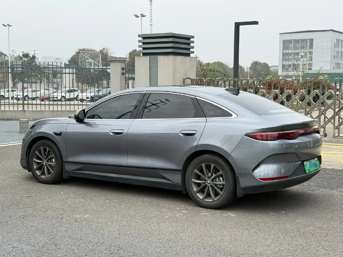 2025 BYD QinL BEV,autocango,china used car exporter,china ev exporter,chinese used car exporter,chinese used ev exporter