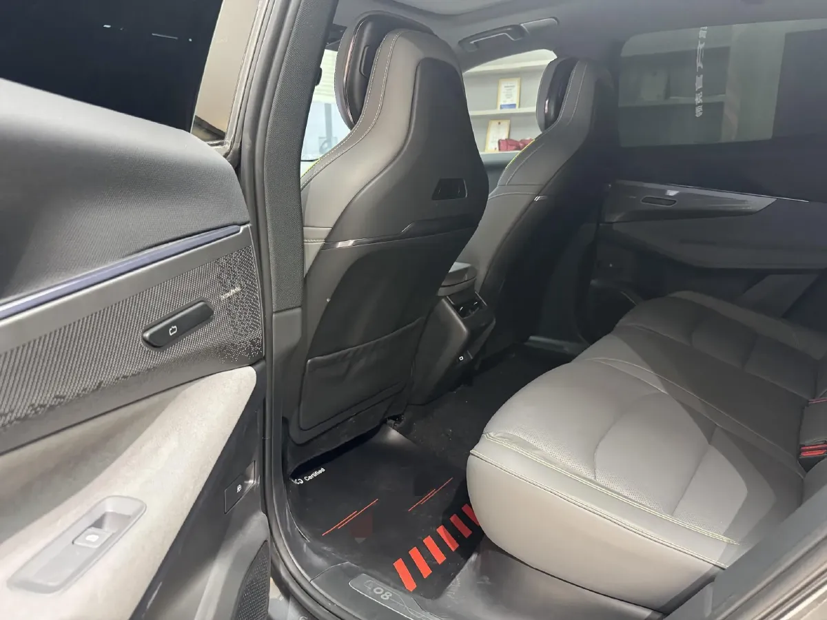 2025 LYNK&CO 08 EM-P 1.5T 163HP L4 3DHT PHEV 21.2KWH,autocango,china used car exporter,china ev exporter,chinese used car exporter,chinese used ev exporter