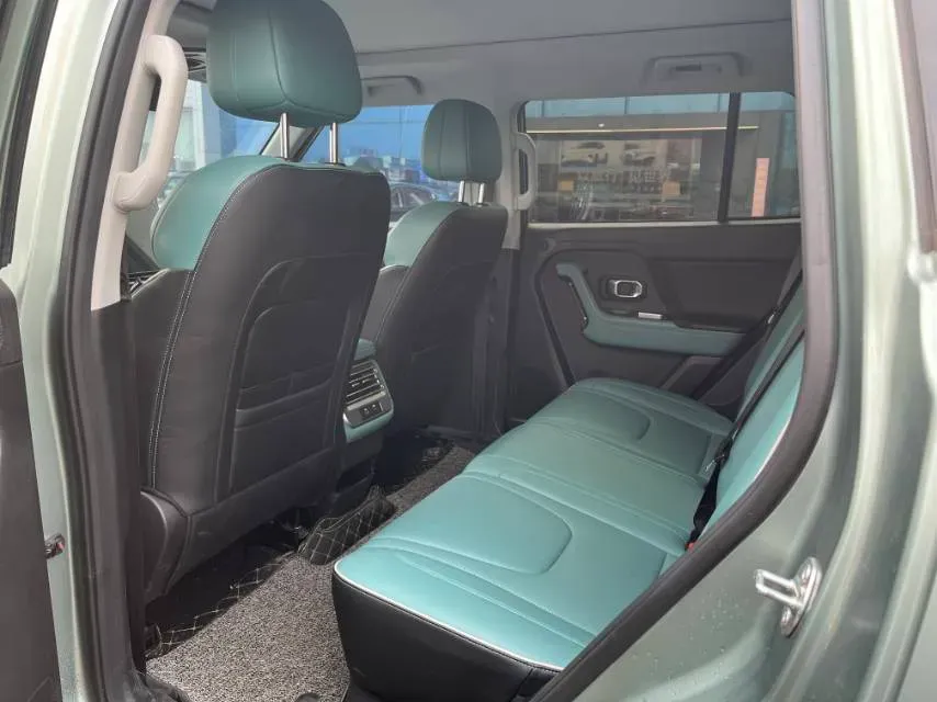 2025 Jetour Traveller 2.0T 254HP L4 7DCT,autocango,china used car exporter,china ev exporter,chinese used car exporter,chinese used ev exporter