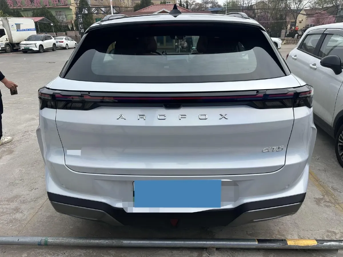2026 ARCFOX αT5 BEV,autocango,china used car exporter,china ev exporter,chinese used car exporter,chinese used ev exporter