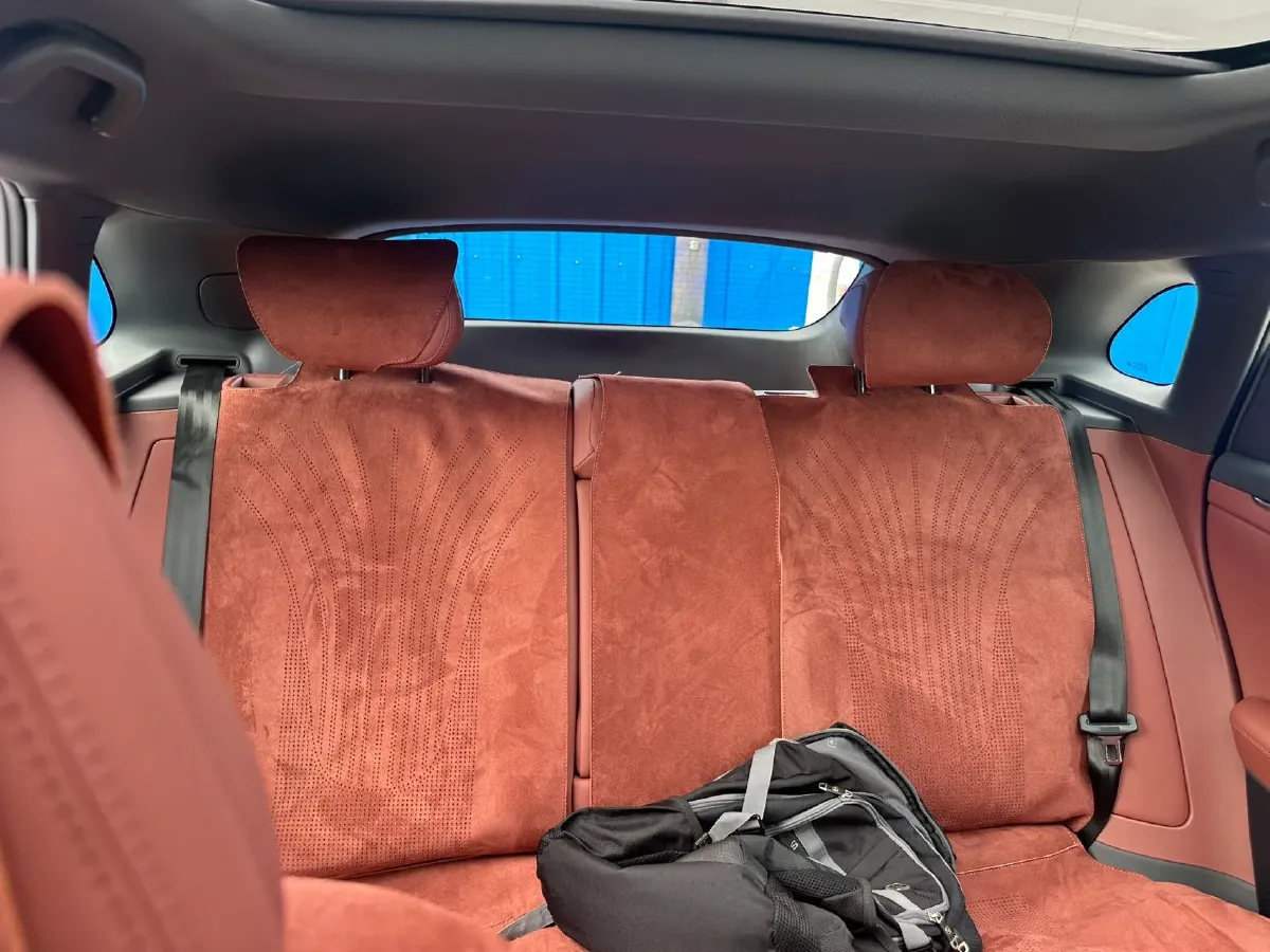 2026 ARCFOX αT5 BEV,autocango,china used car exporter,china ev exporter,chinese used car exporter,chinese used ev exporter