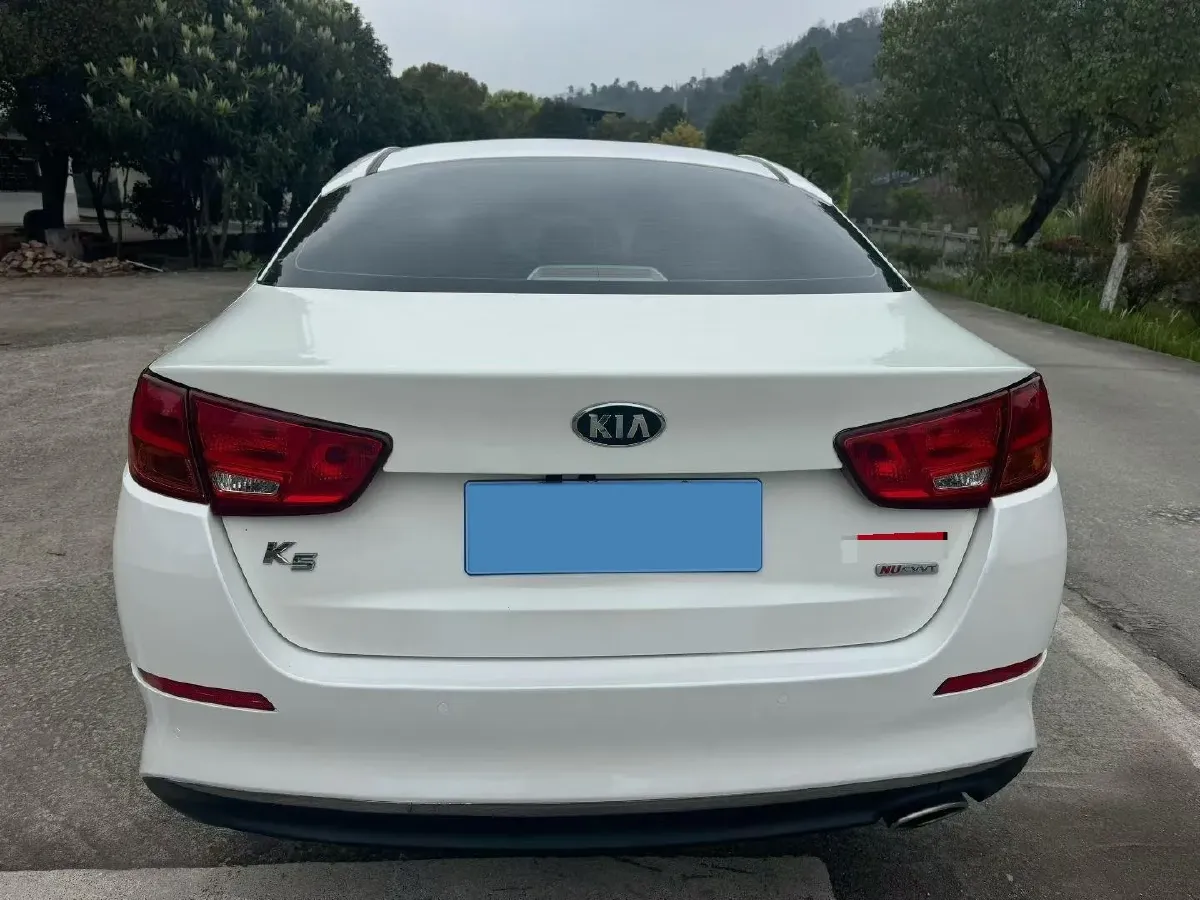 2015 Kia K5 2.0L 162HP L4 6AT,autocango,china used car exporter,china ev exporter,chinese used car exporter,chinese used ev exporter