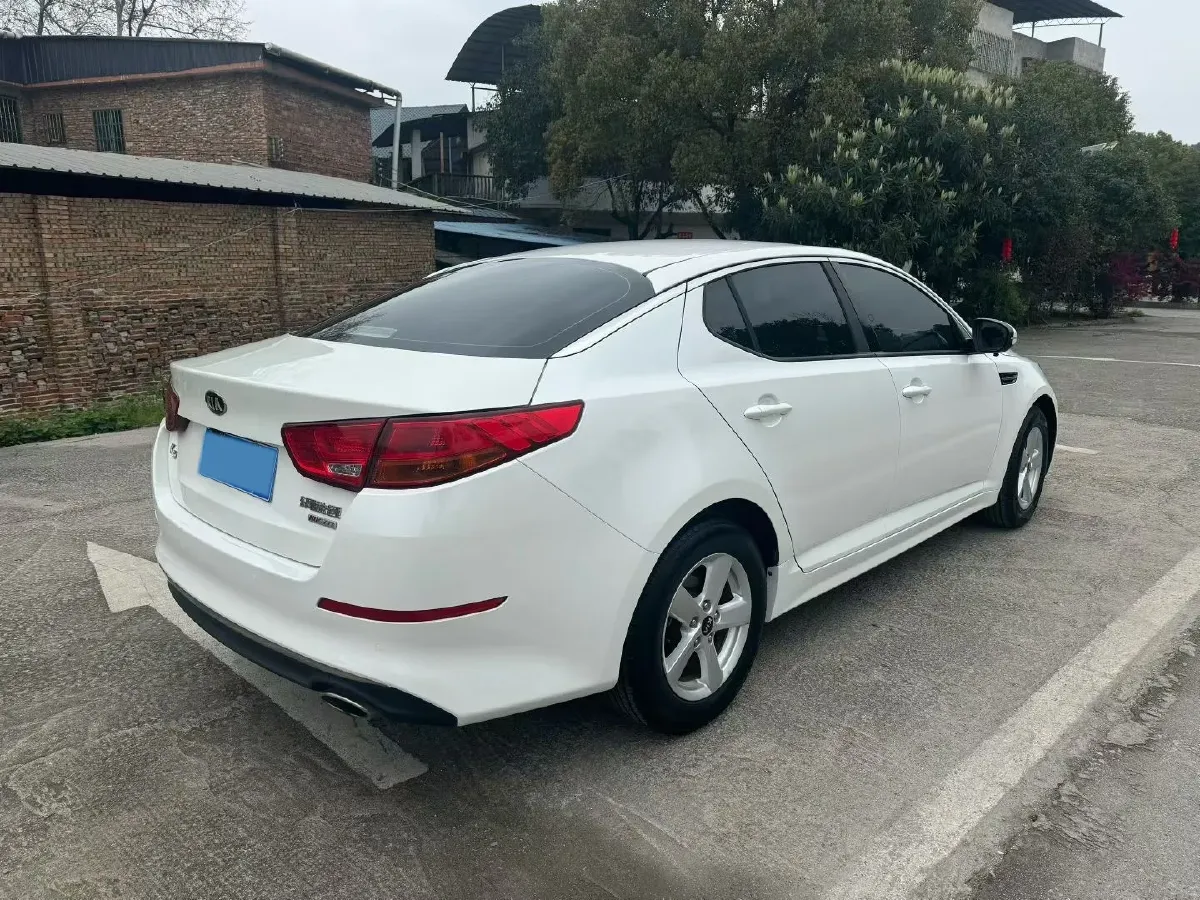 2015 Kia K5 2.0L 162HP L4 6AT,autocango,china used car exporter,china ev exporter,chinese used car exporter,chinese used ev exporter