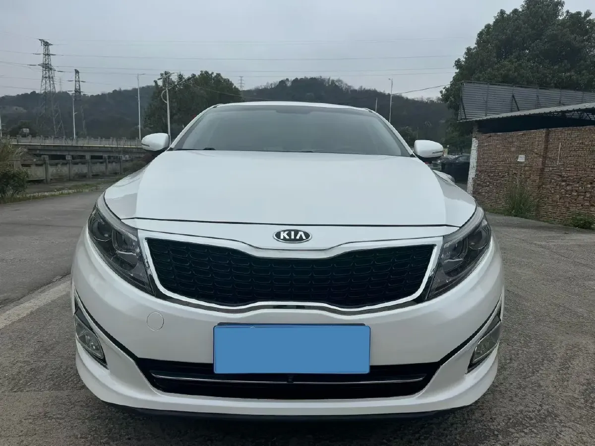 2015 Kia K5 2.0L 162HP L4 6AT,autocango,china used car exporter,china ev exporter,chinese used car exporter,chinese used ev exporter