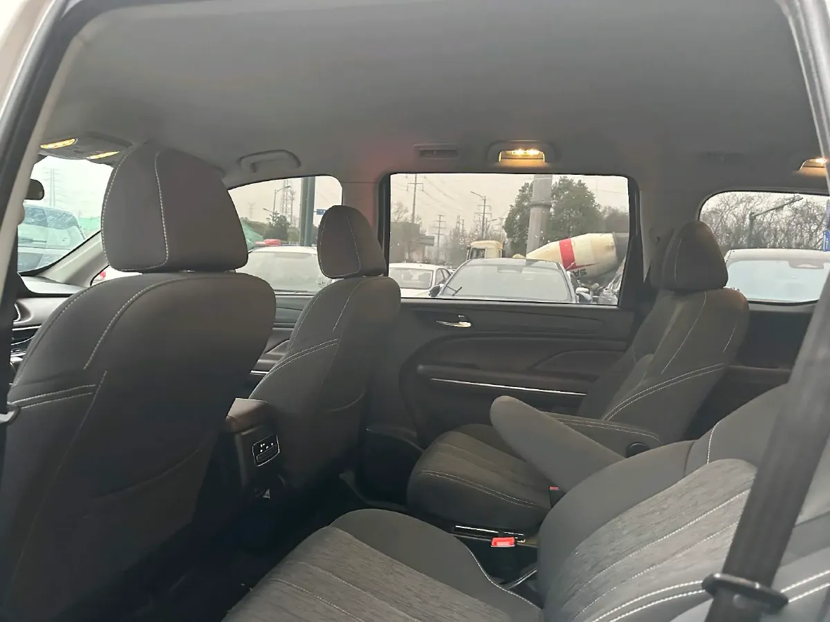 2023 GAC Trumpchi M6 1.5T 177HP L4 7DCT,autocango,china used car exporter,china ev exporter,chinese used car exporter,chinese used ev exporter