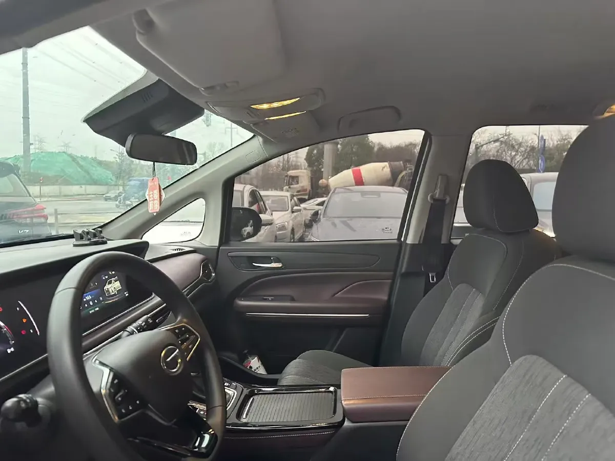 2023 GAC Trumpchi M6 1.5T 177HP L4 7DCT,autocango,china used car exporter,china ev exporter,chinese used car exporter,chinese used ev exporter