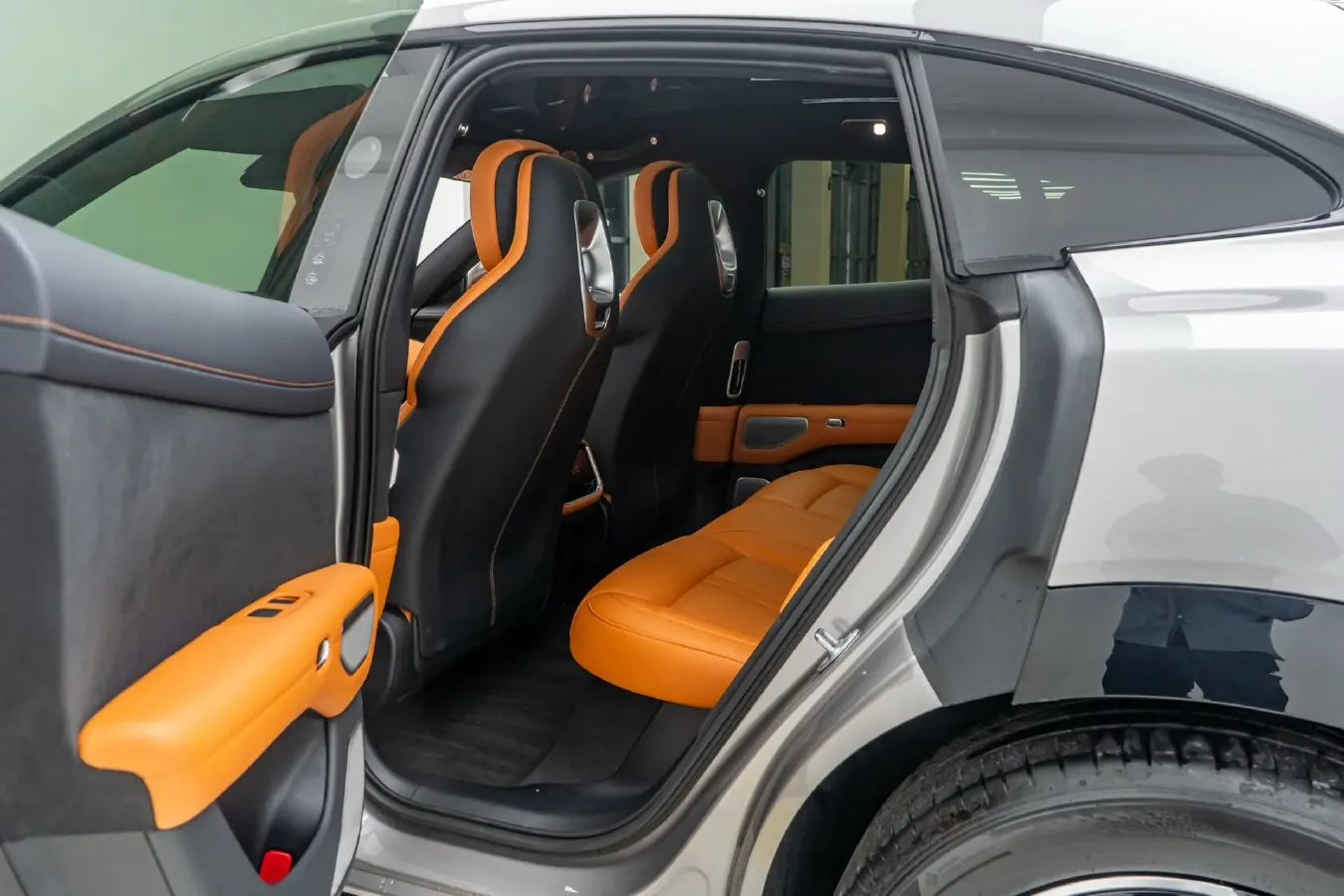 2025 MI YU7 BEV,autocango,china used car exporter,china ev exporter,chinese used car exporter,chinese used ev exporter