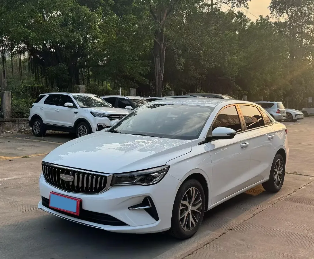 2025 Geely Emgrand 1.5L 127HP L4 5MT,autocango,china used car exporter,china ev exporter,chinese used car exporter,chinese used ev exporter