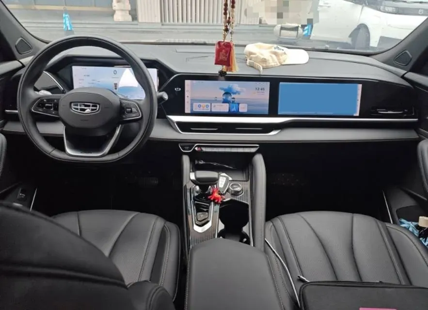 2024 Geely Monjaro 2.0T 218HP L4 7DCT,autocango,china used car exporter,china ev exporter,chinese used car exporter,chinese used ev exporter