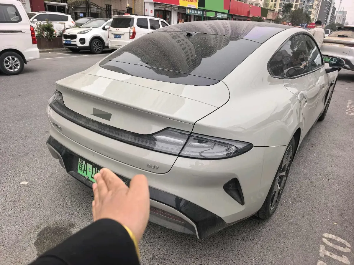 2024 MI SU7 BEV 73.6KWH,autocango,china used car exporter,china ev exporter,chinese used car exporter,chinese used ev exporter