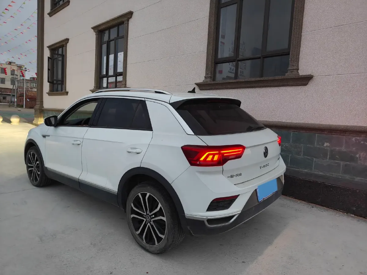 2022 Volkswagen T-Roc 1.4T 150HP L4 7DCT,autocango,china used car exporter,china ev exporter,chinese used car exporter,chinese used ev exporter