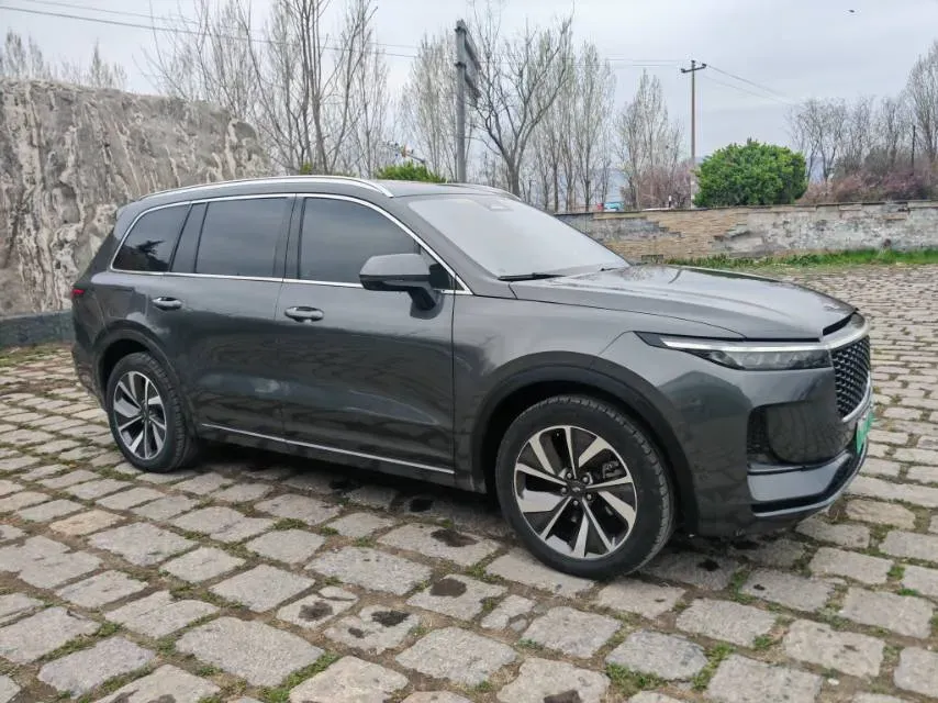 2021 Li ONE Range Extended 131HP REEV 40.5KWH,autocango,china used car exporter,china ev exporter,chinese used car exporter,chinese used ev exporter