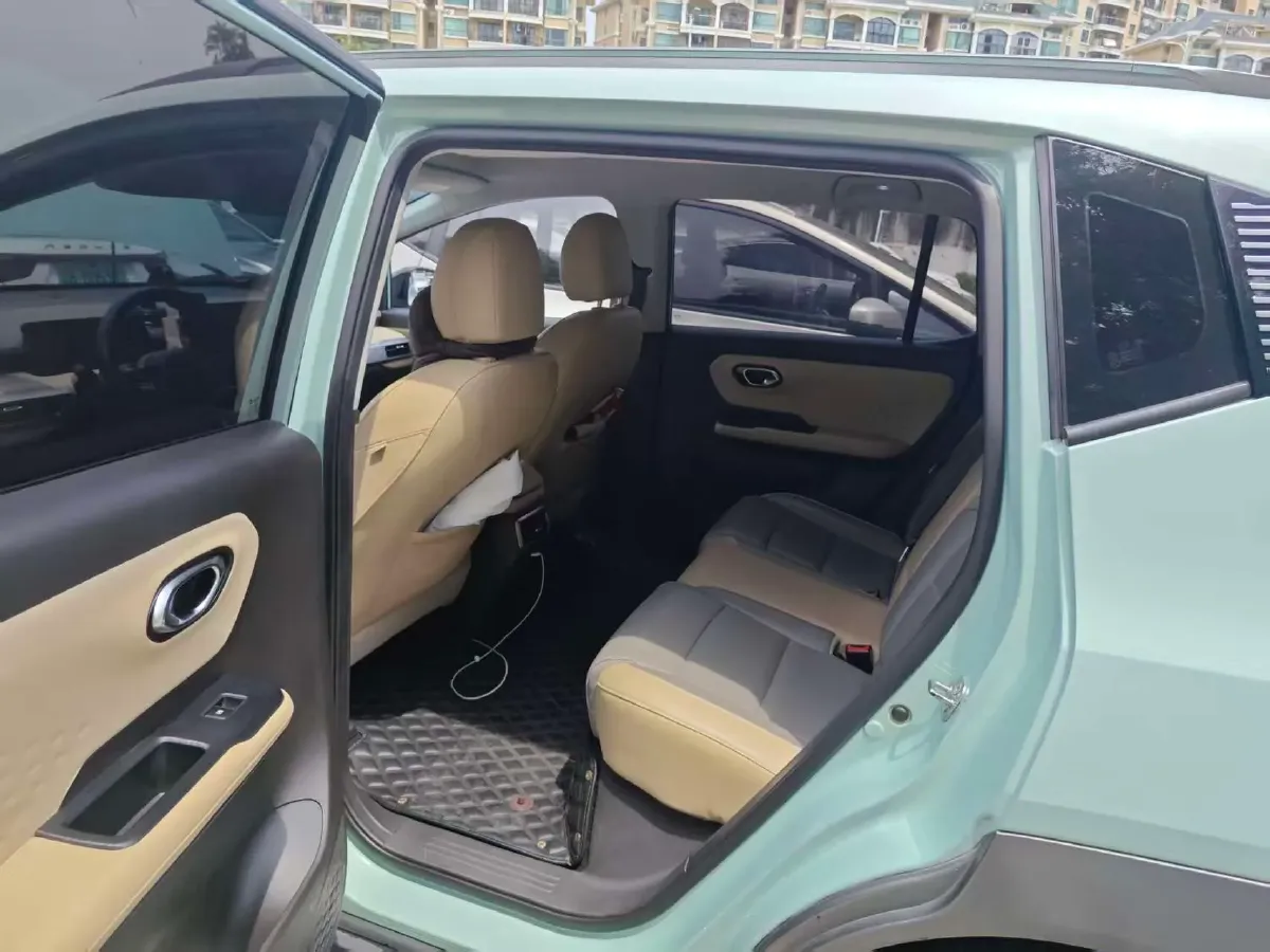 2022 Geely Okavango 1.8T 184HP L4 7DCT,autocango,china used car exporter,china ev exporter,chinese used car exporter,chinese used ev exporter