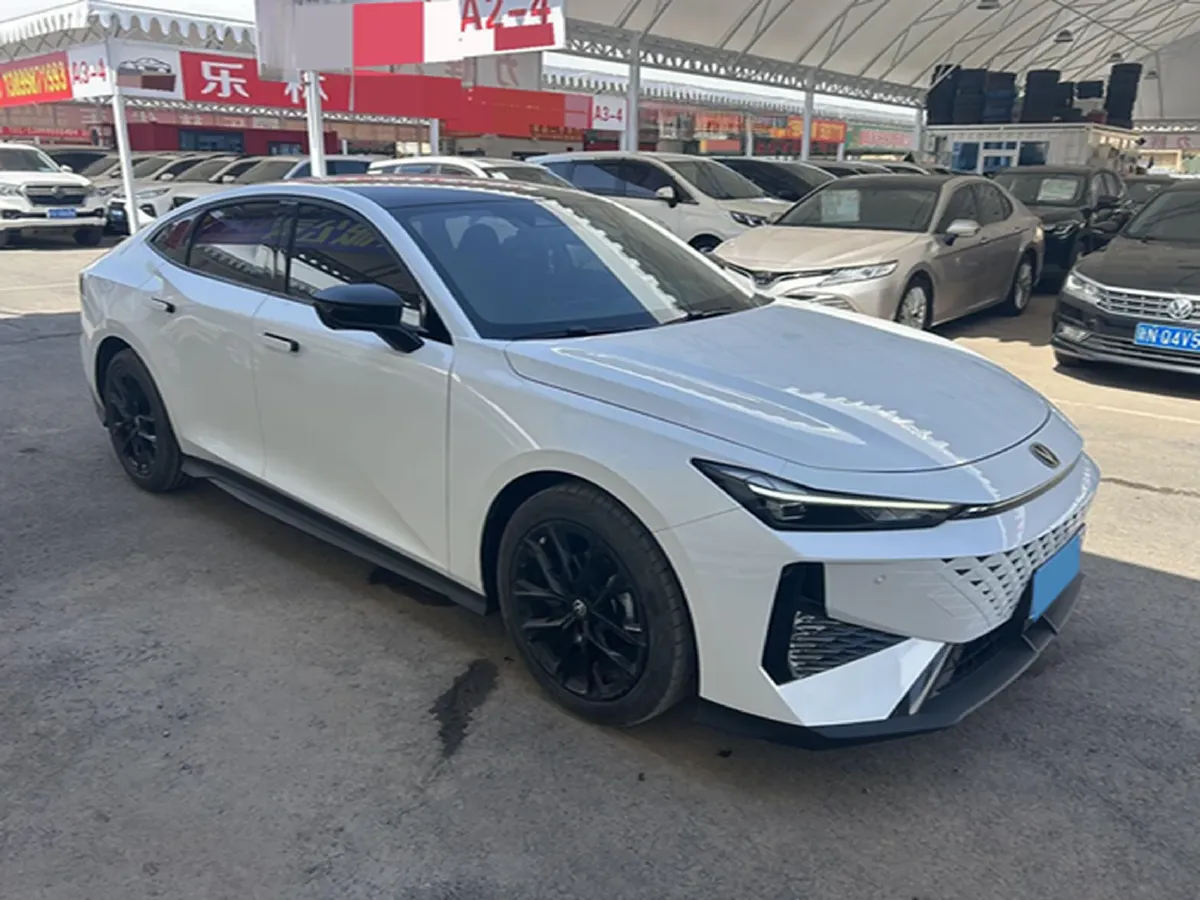 2023 ChangAn UNI-V 1.5T 188HP L4 7DCT,autocango,china used car exporter,china ev exporter,chinese used car exporter,chinese used ev exporter