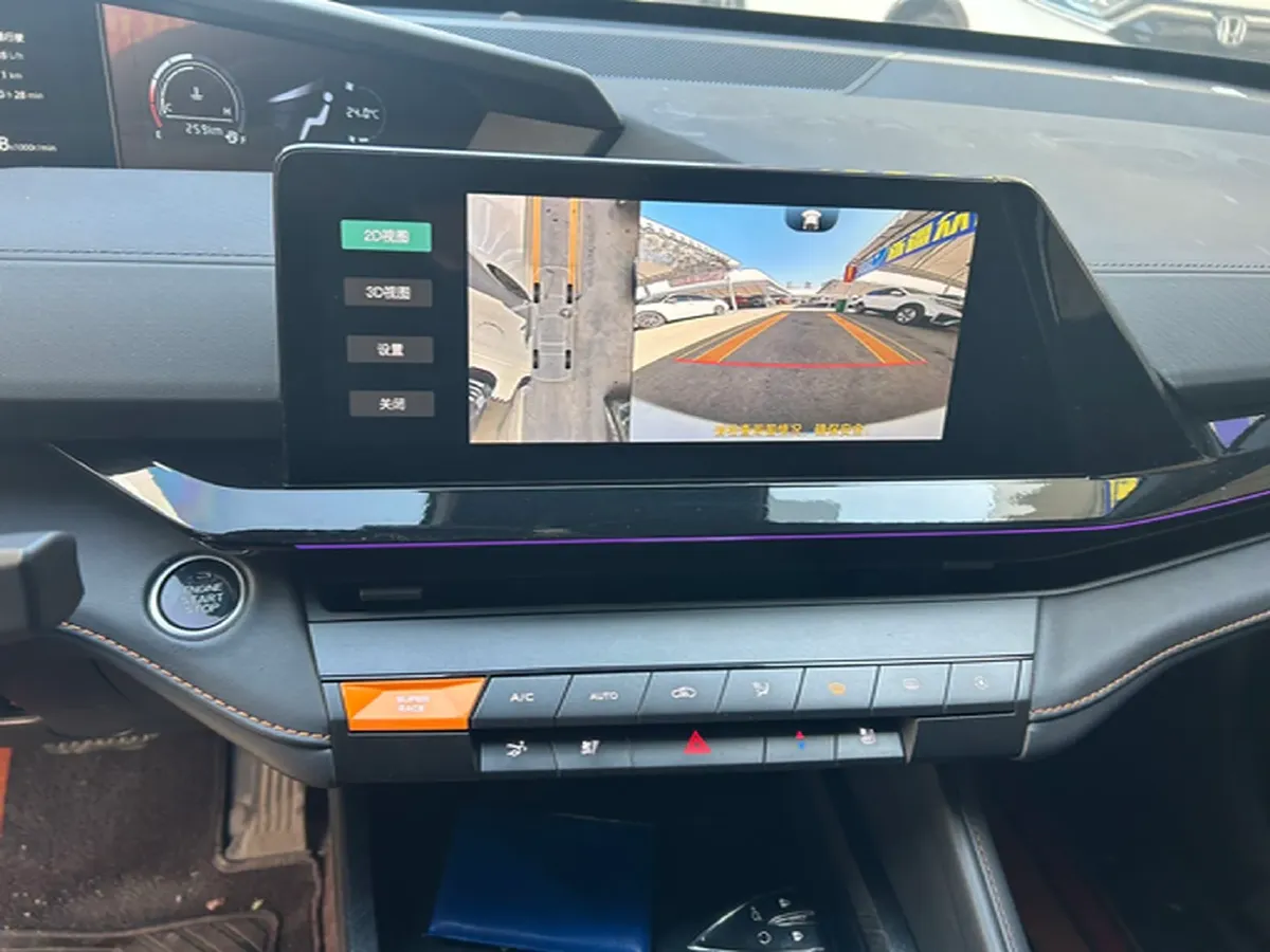 2023 ChangAn UNI-V 1.5T 188HP L4 7DCT,autocango,china used car exporter,china ev exporter,chinese used car exporter,chinese used ev exporter