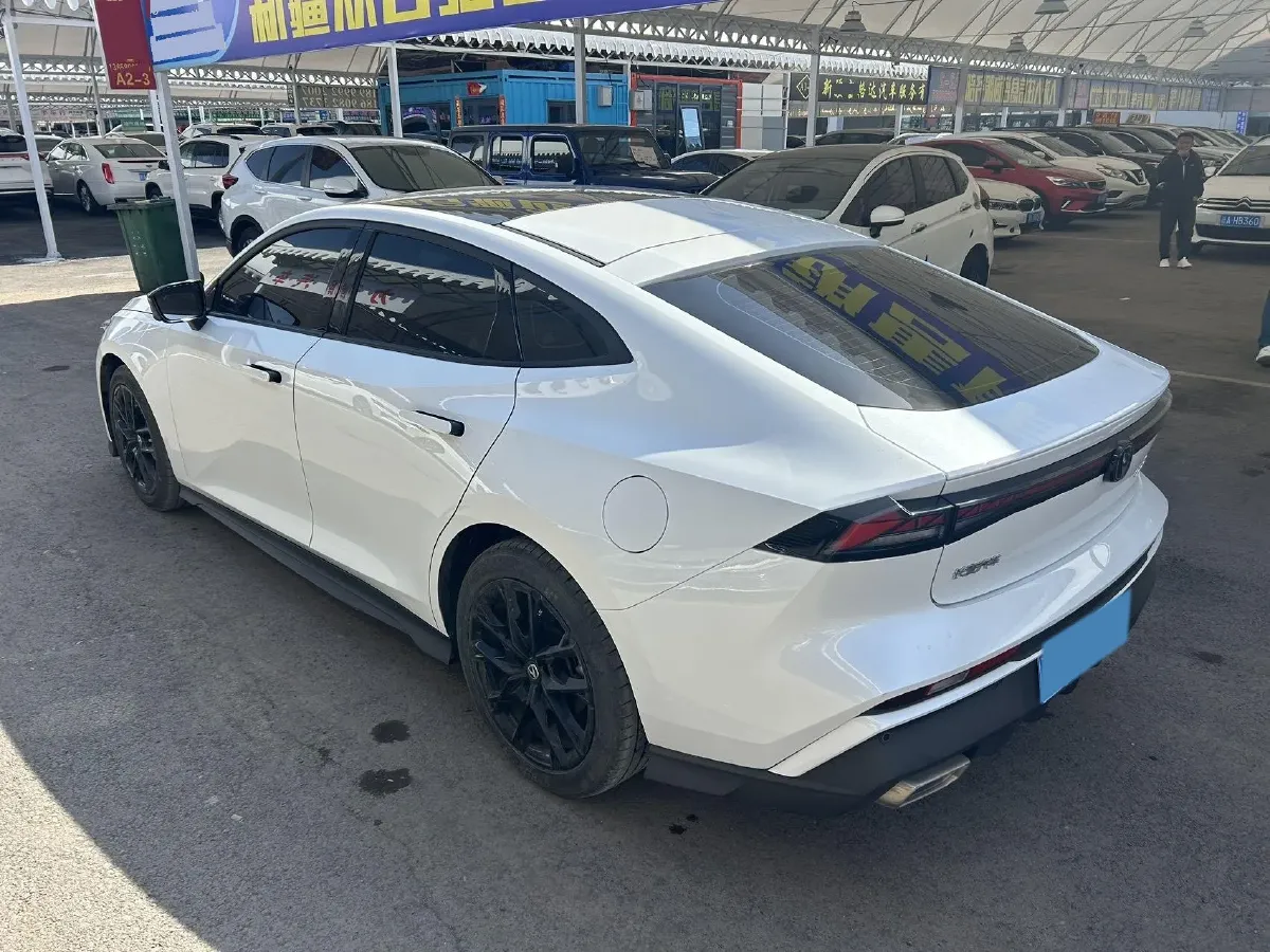 2023 ChangAn UNI-V 1.5T 188HP L4 7DCT,autocango,china used car exporter,china ev exporter,chinese used car exporter,chinese used ev exporter