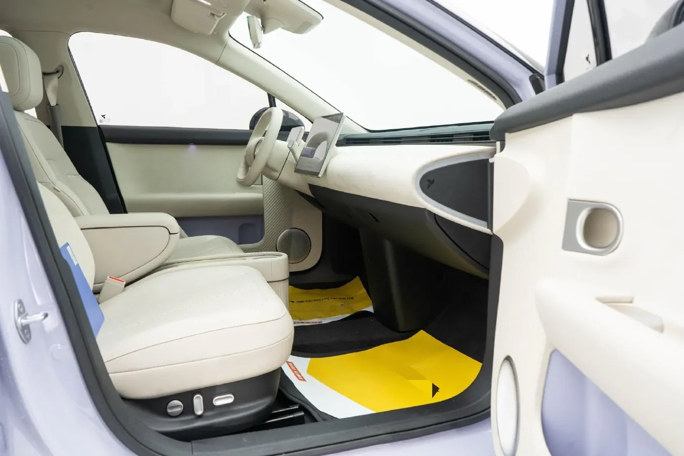 2025 Firefly Firefly BEV,autocango,china used car exporter,china ev exporter,chinese used car exporter,chinese used ev exporter