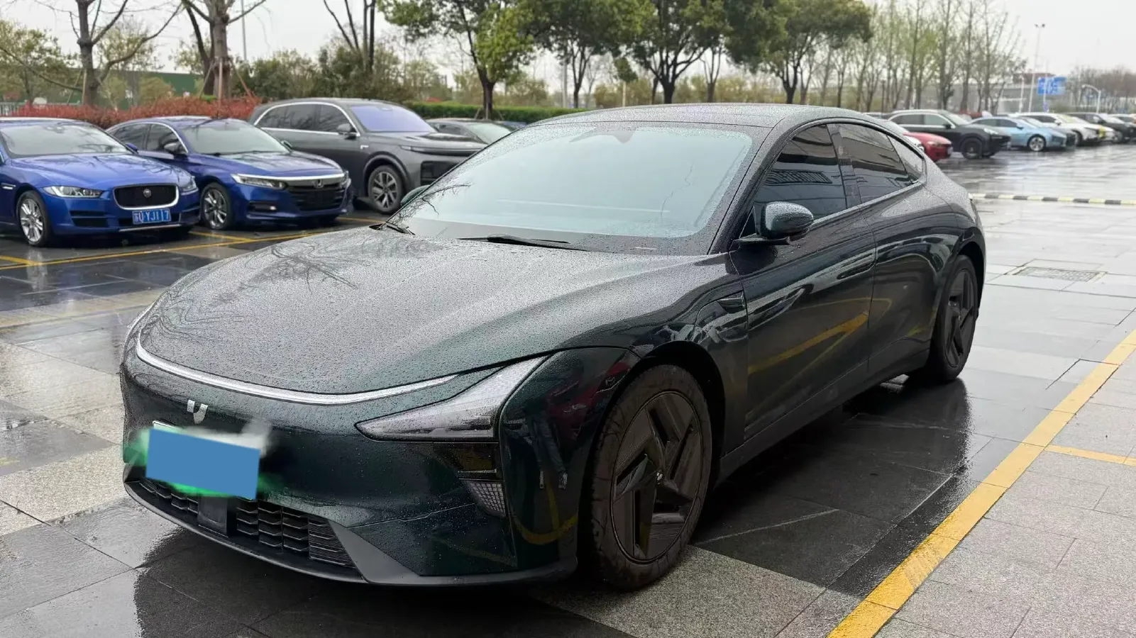 2024 JiYue 07 BEV 100KWH,autocango,china used car exporter,china ev exporter,chinese used car exporter,chinese used ev exporter