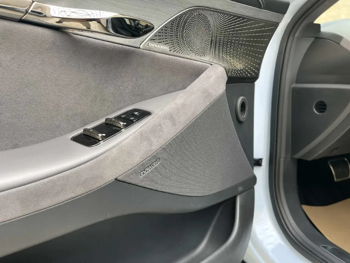 2023 Voyah ZhuiGuang BEV 82.11KWH,autocango,china used car exporter,china ev exporter,chinese used car exporter,chinese used ev exporter