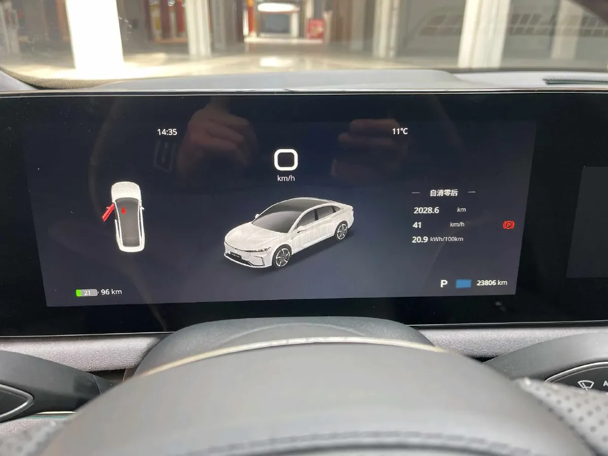 2023 Voyah ZhuiGuang BEV 82.11KWH,autocango,china used car exporter,china ev exporter,chinese used car exporter,chinese used ev exporter