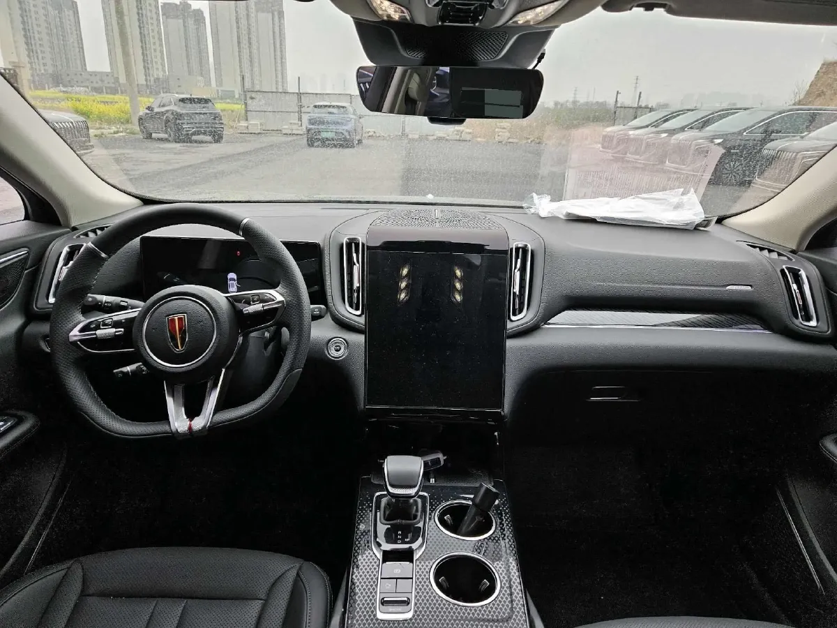 2024 HongQi HS3 1.5T 169HP L4 1DHT PHEV 18.4KWH,autocango,china used car exporter,china ev exporter,chinese used car exporter,chinese used ev exporter