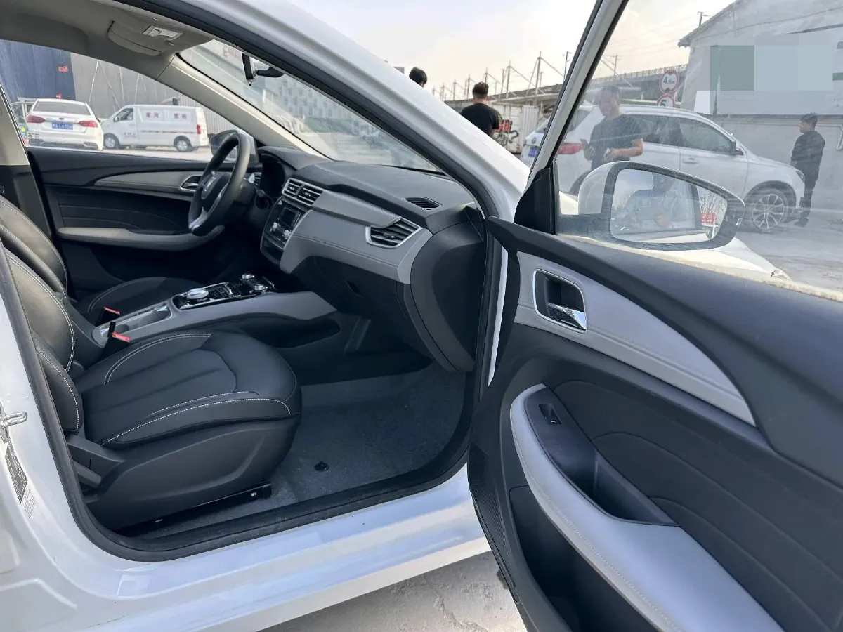 2019 Roewe Ei5 BEV 52.5KWH,autocango,china used car exporter,china ev exporter,chinese used car exporter,chinese used ev exporter