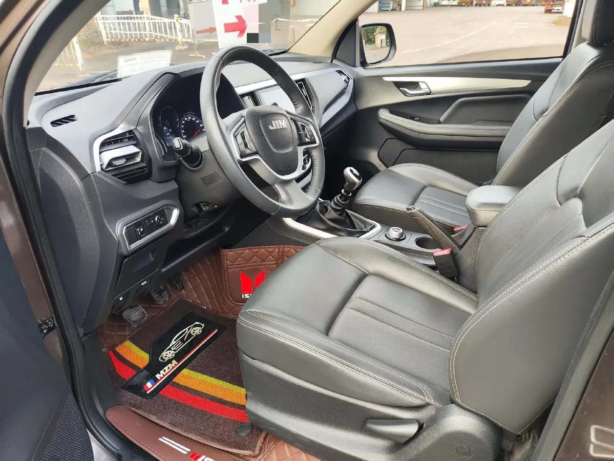 2020 Isuzu RE-MAX Jim 2.5T 150HP L4 6MT,autocango,china used car exporter,china ev exporter,chinese used car exporter,chinese used ev exporter