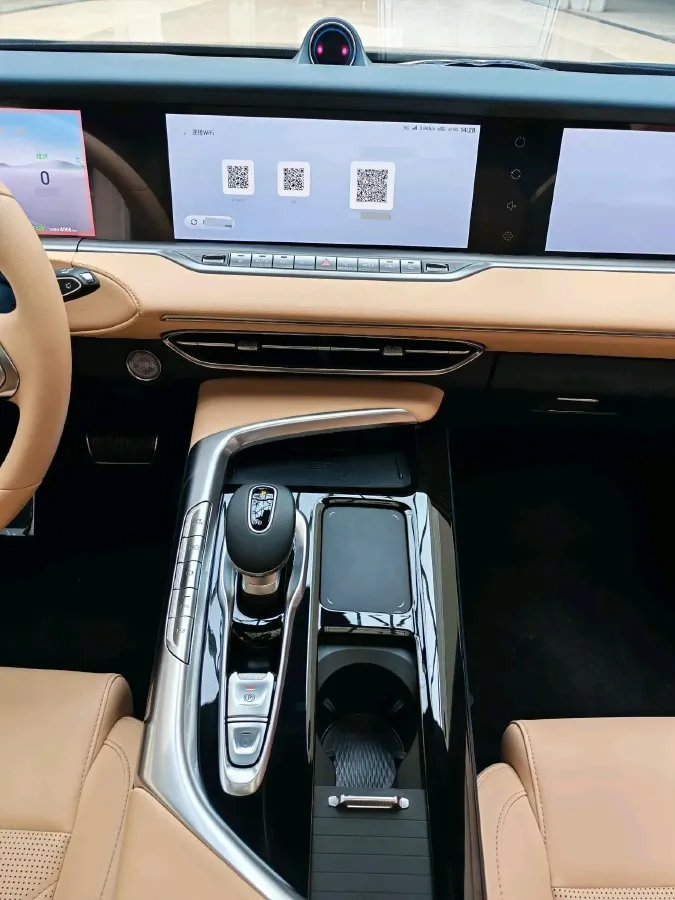 2021 Voyah FREE BEV 88KWH,autocango,china used car exporter,china ev exporter,chinese used car exporter,chinese used ev exporter