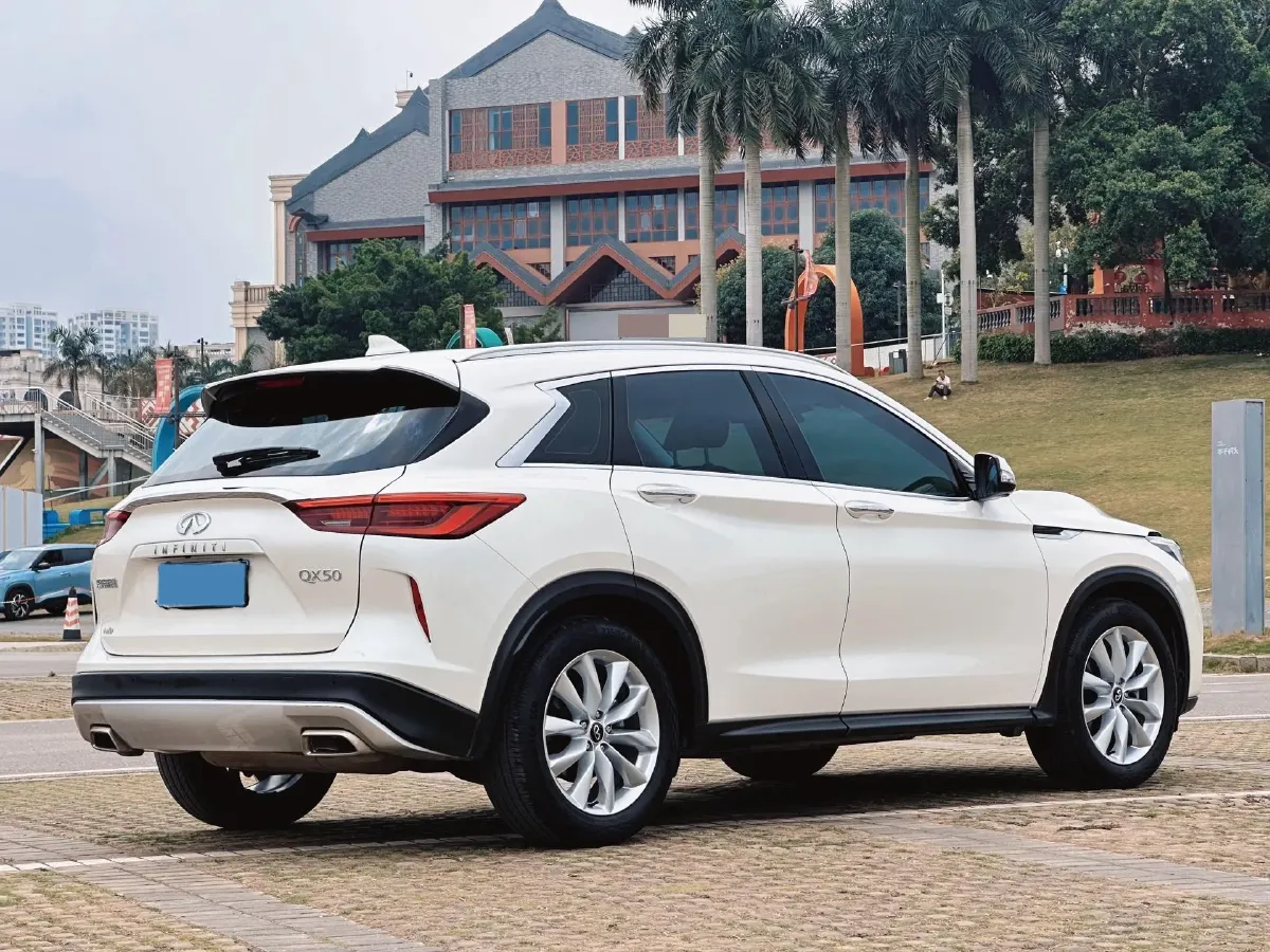 2018 Mitsubishi Pajero 3.0L 174HP V6 5AT,autocango,china used car exporter,china ev exporter,chinese used car exporter,chinese used ev exporter