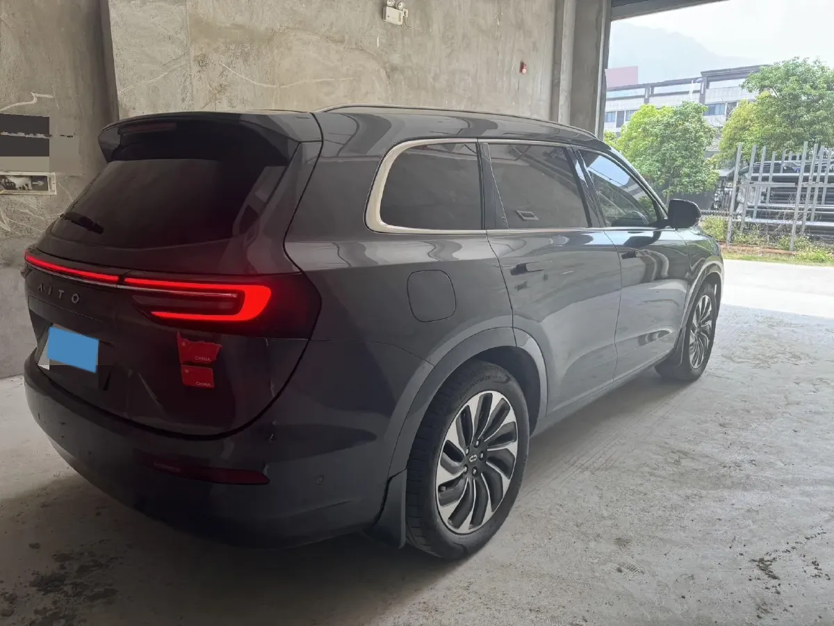 2024 AITO AITO M7 1.5T 152HP L4 REEV 40KWH,autocango,china used car exporter,china ev exporter,chinese used car exporter,chinese used ev exporter